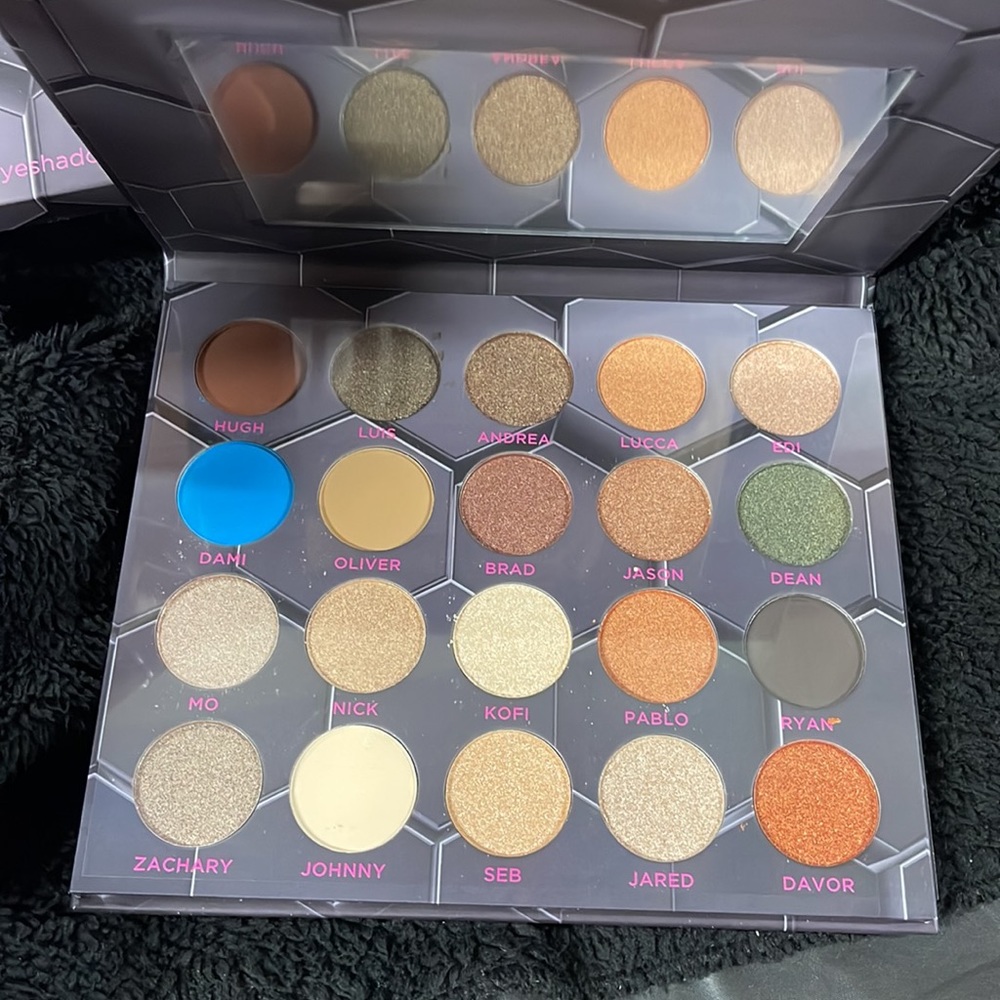 Beebeauty Barbarella Eyeshadow Palette